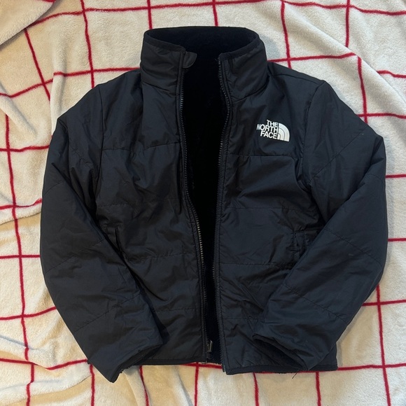The North Face Girl’s Black Puffer Jacket
